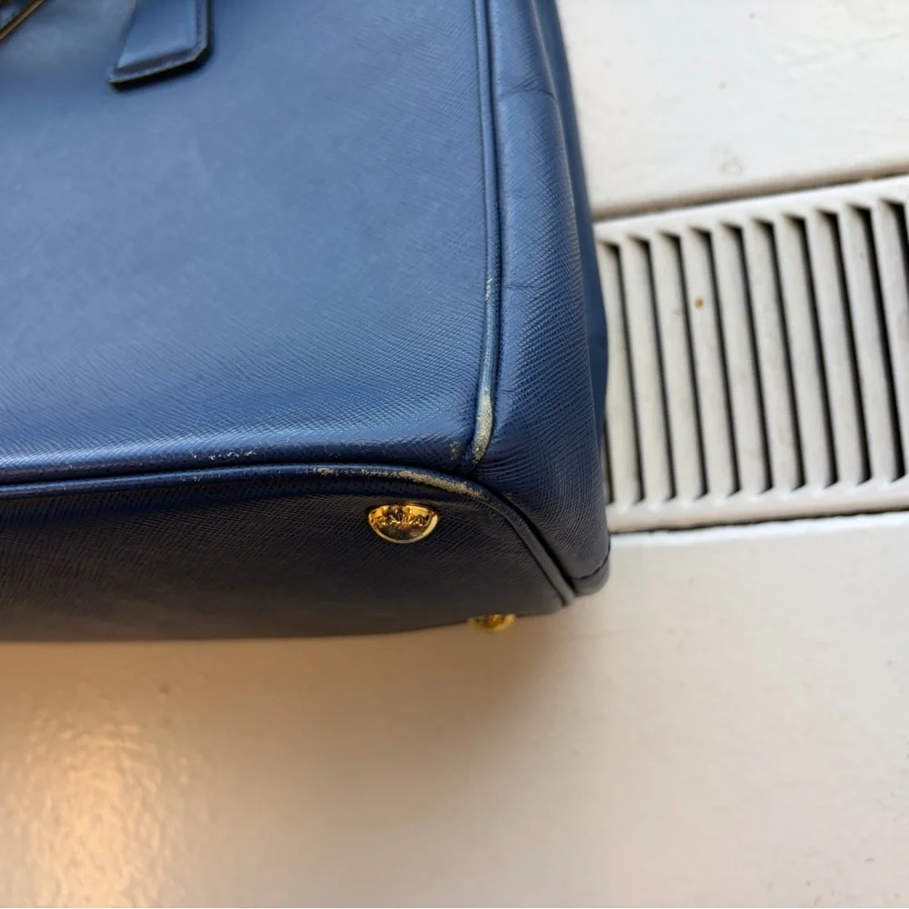 Authentic Prada Galleria Saffiano Lux Tote Bag – Blue/Navy - Picture 10 of 16